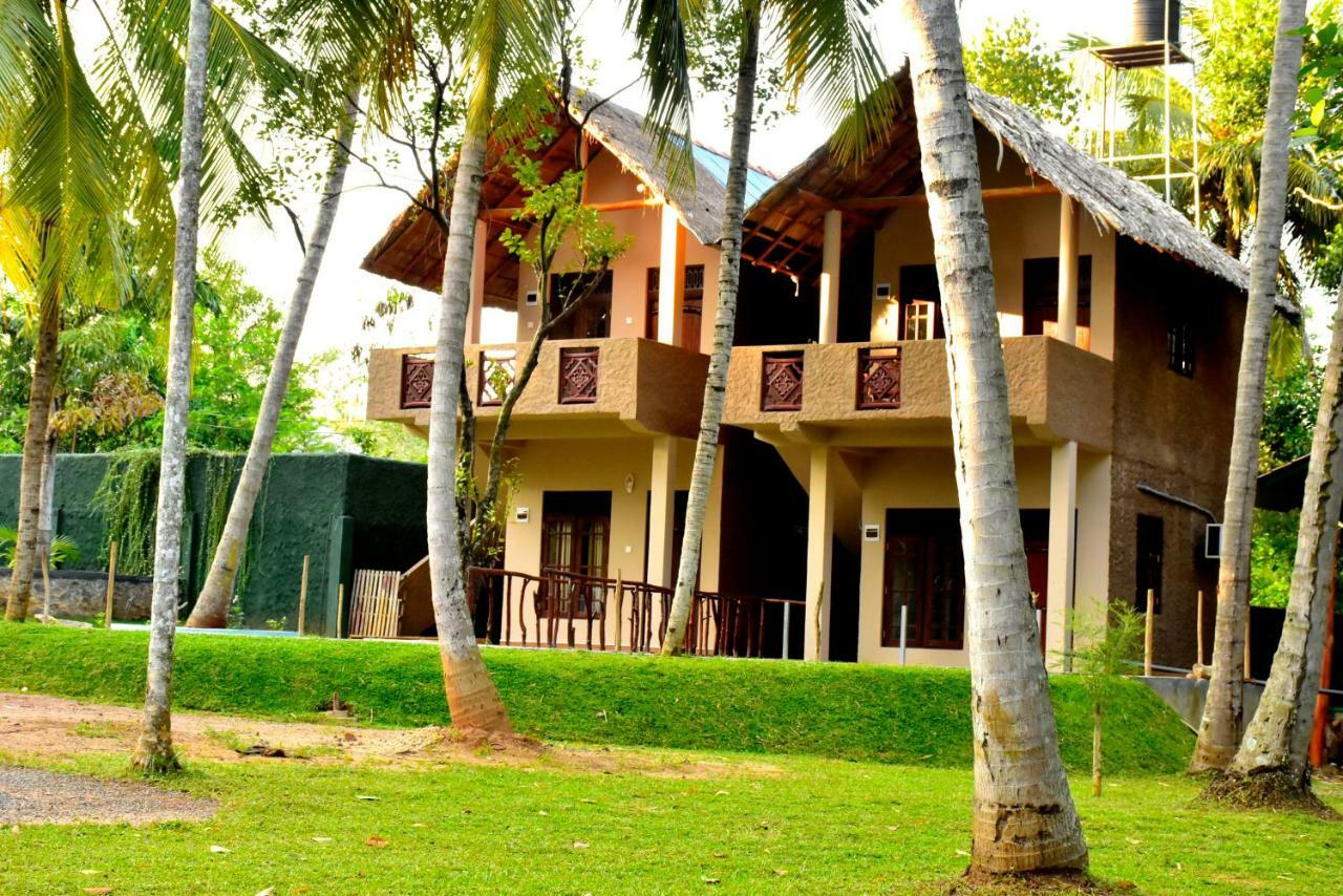 Pelican Lake Udawalawe Luaran gambar